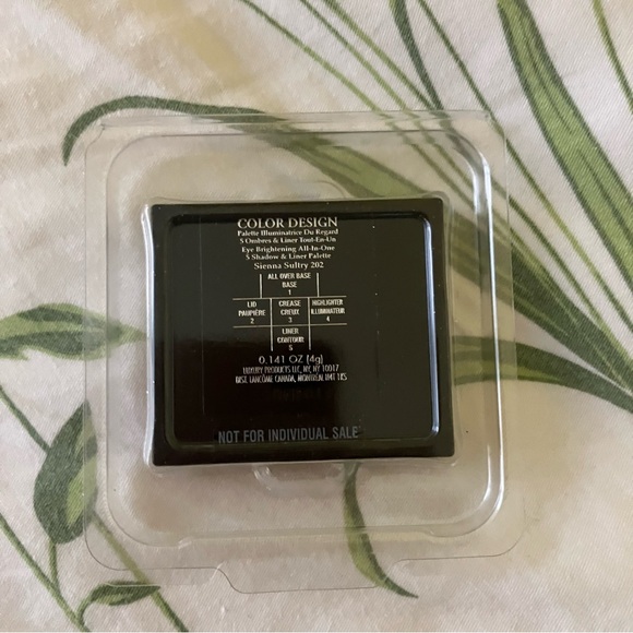 LANCÔME Eye Brightening all-in-one 5 shadow and liner palette - Picture 2 of 2